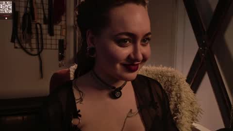 Snapshot of koracrosbie chatting on 03-11-26, 01:17 Kora TG channel online show from 03-11-26, 01:17