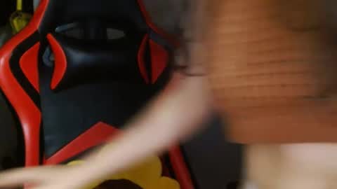 Karoll online show from 12-11-24, 05:21