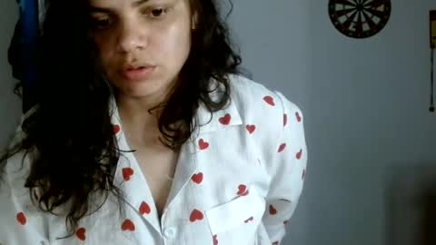 Snapshot of koranikky08 chatting on 05-23-26, 02:06 Karoll online show from 05-23-26, 02:06