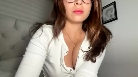 Snapshot of kornicovac chatting on 02-15-26, 10:47 kornicovac online show from 02-15-26, 10:47