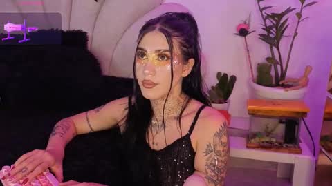 korolova online show from 10-10-25, 01:04