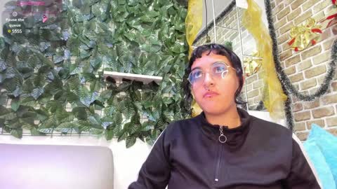 Snapshot of kory_mansson chatting on 01-04-25, 12:27 kory online show from 01-04-25, 12:27