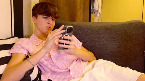 Danny online show from 01-28-25, 03:35