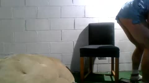 Snapshot of koty1169 chatting on 12-11-24, 09:34 Katybaby online show from 12-11-24, 09:34