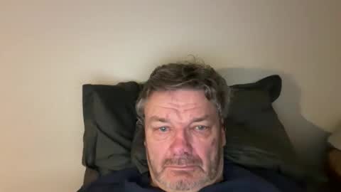 kovapoika online show from 10-30-25, 02:18