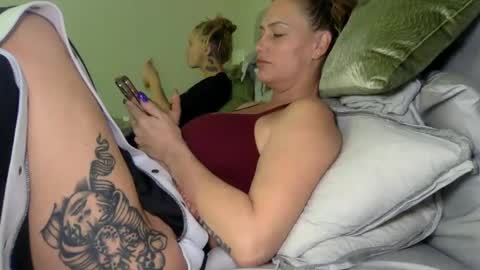 Snapshot of koyoteej chatting on 02-01-25, 07:34 koyoteej online show from 02-01-25, 07:34