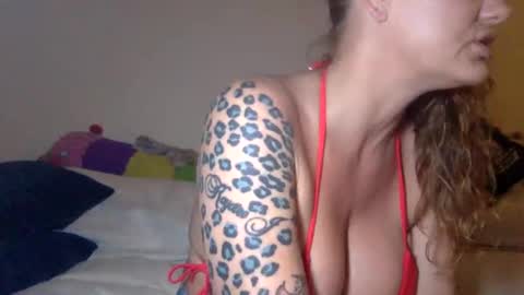 Snapshot of koyoteej chatting on 03-09-25, 12:42 koyoteej online show from 03-09-25, 12:42