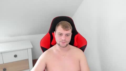 Bartek online show from 01-05-25, 01:04