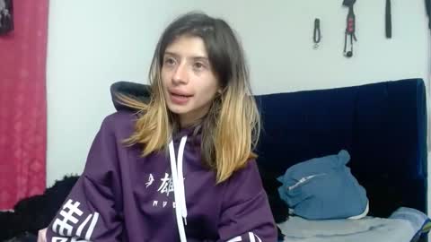 Snapshot of kratos_and_afrodita chatting on 03-10-26, 02:38 kratos_and_afrodita online show from 03-10-26, 02:38