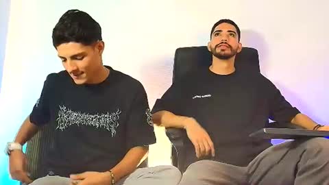 kratoswolf online show from 07-10-26, 04:09