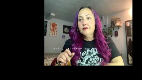 Snapshot of kreamyk420 chatting on 02-05-26, 02:27 kreamyk420 online show from 02-05-26, 02:27