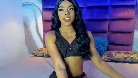 Snapshot of kris_kane chatting on 02-18-25, 11:19 kriss online show from 02-18-25, 11:19