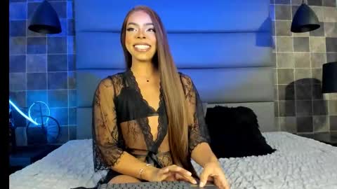 Snapshot of kris_kane chatting on 10-14-25, 02:34 kriss online show from 10-14-25, 02:34