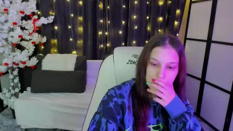 Snapshot of krisdoeil chatting on 01-13-26, 02:06 krisdoeil online show from 01-13-26, 02:06