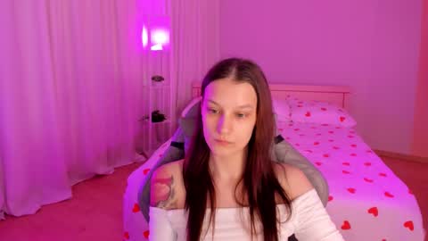 Snapshot of krisdoeil chatting on 02-25-26, 02:10 krisdoeil online show from 02-25-26, 02:10