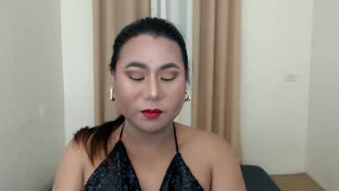 Snapshot of krishnamarie chatting on 05-12-26, 03:53 Krishna online show from 05-12-26, 03:53