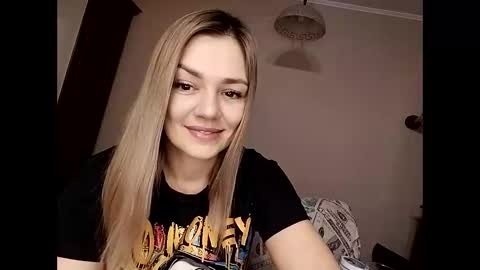 Snapshot of krisssexi chatting on 02-04-25, 06:36 KrissSexi online show from 02-04-25, 06:36