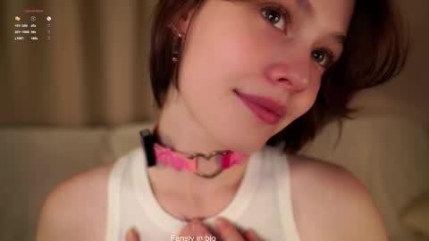 Sarah online show from 10-15-25, 01:06