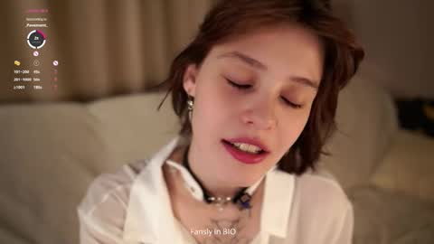 Sarah online show from 10-18-25, 01:08