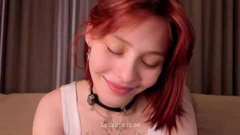 Snapshot of krissyhei chatting on 02-05-26, 01:10 Sarah online show from 02-05-26, 01:10