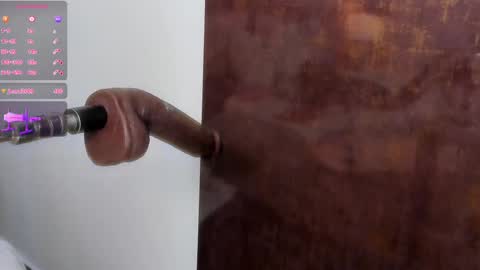 Snapshot of kristal_blond chatting on 02-12-25, 10:03 online show from 02-12-25, 10:03