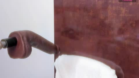 Snapshot of kristal_blond chatting on 02-14-25, 10:07 online show from 02-14-25, 10:07