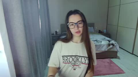 twitter    Annemarye 23 online show from 04-14-26, 05:02