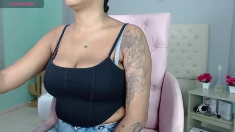 kristel_lee online show from 03-10-25, 12:26