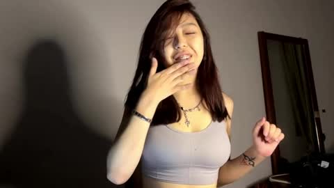 Kristen online show from 04-16-26, 02:18