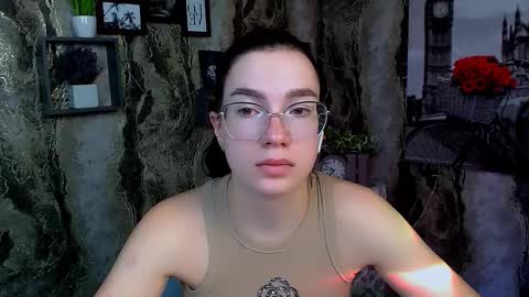 Kristen online show from 09-13-25, 06:35