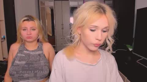 kristialsoopp online show from 12-21-25, 03:57