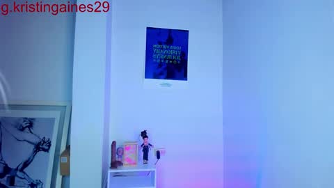 Snapshot of kristiingaines_ chatting on 01-16-26, 01:42 kristin online show from 01-16-26, 01:42