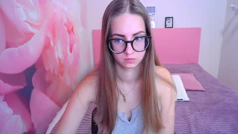 Snapshot of kristina_adel chatting on 01-03-25, 07:27 Kristina Adel online show from 01-03-25, 07:27