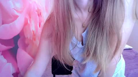 Snapshot of kristina_adel chatting on 01-13-25, 07:32 Kristina Adel online show from 01-13-25, 07:32