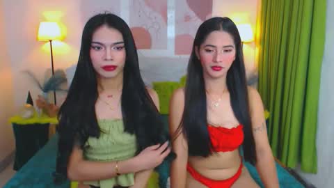 Snapshot of kristine_lustprincess chatting on 11-28-25, 04:26 Kristine online show from 11-28-25, 04:26