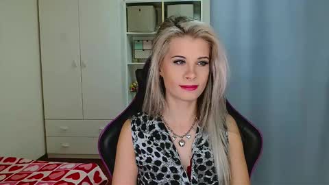 Snapshot of kristineamore chatting on 02-03-26, 07:24 KristineAmore online show from 02-03-26, 07:24