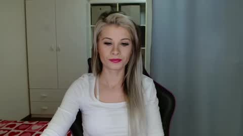 Snapshot of kristineamore chatting on 02-05-26, 07:35 KristineAmore online show from 02-05-26, 07:35