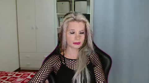 Snapshot of kristineamore chatting on 02-06-26, 07:45 KristineAmore online show from 02-06-26, 07:45