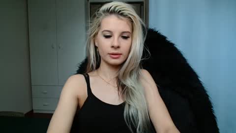 KristineAmore online show from 07-01-26, 06:26