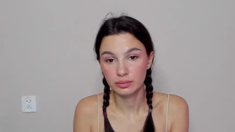 Snapshot of kristinesmith chatting on 03-12-25, 05:13 Kristi online show from 03-12-25, 05:13