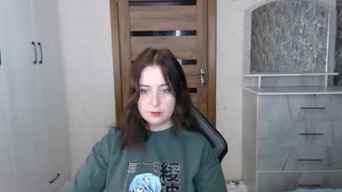 Kristy online show from 11-20-25, 06:02