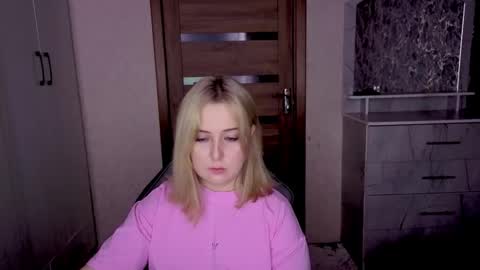 Snapshot of kristy_fran chatting on 02-01-26, 09:46 Kristy online show from 02-01-26, 09:46