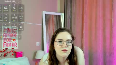 Snapshot of kristy_na_ chatting on 05-05-26, 02:08 Kristina online show from 05-05-26, 02:08