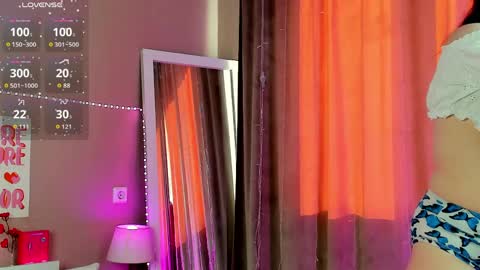 Snapshot of kristy_na_ chatting on 05-17-26, 02:09 Kristina online show from 05-17-26, 02:09