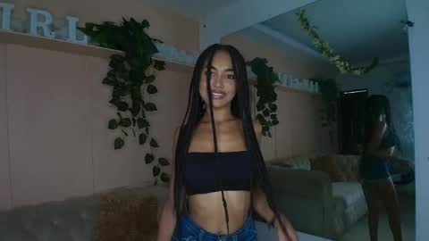 Cristina online show from 09-17-25, 07:37