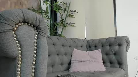 Cristina online show from 10-05-25, 07:23