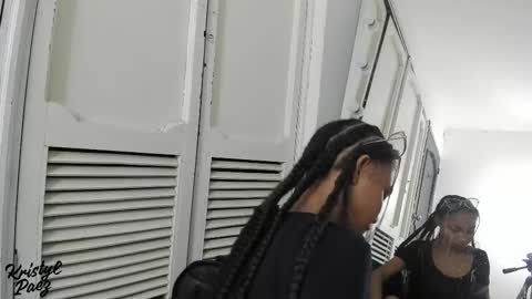 Snapshot of kristyl_paez chatting on 01-08-26, 07:05 Cristina online show from 01-08-26, 07:05