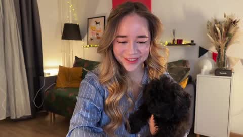 Snapshot of kristyspiritedaway chatting on 02-02-25, 08:30 Kristy Nip slip shady  Best model on CB  online show from 02-02-25, 08:30