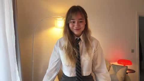 Snapshot of kristyspiritedaway chatting on 10-03-25, 10:56 Kristy Nip slip shady  Best model on CB  online show from 10-03-25, 10:56