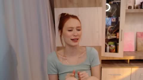 Krissy online show from 02-10-25, 07:38